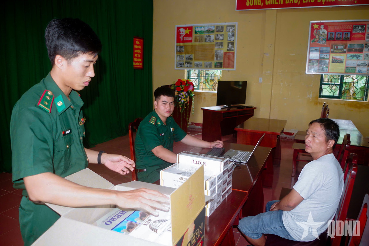 Bộ đội Biên phòng TP Cần Thơ bắt giữ đối tượng tàng trữ, mua bán thuốc lá nhập lậu